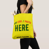 TOTE BAG MARQUE VÉRIFIÉE JAUNE CLAIR ET MODERNE (De près)