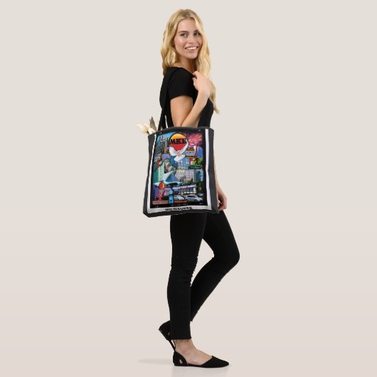 Tote Bag Meilleur de MKE (Sur le modèle)