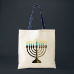 Tote Bag Menorah Fourre-tout<br><div class="desc">Ajoutez une lueur chaude à votre trimbaler de vacances.</div>