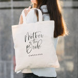 Tote Bag Mère de l'épouse Simple Mariage Calligraphie<br><div class="desc">Le Sac fourre-tout de calligraphie Mariage simple Mère de l'Épouse présente une calligraphie amusante et jolie,  ainsi que la mère du nom de la mariée.</div>