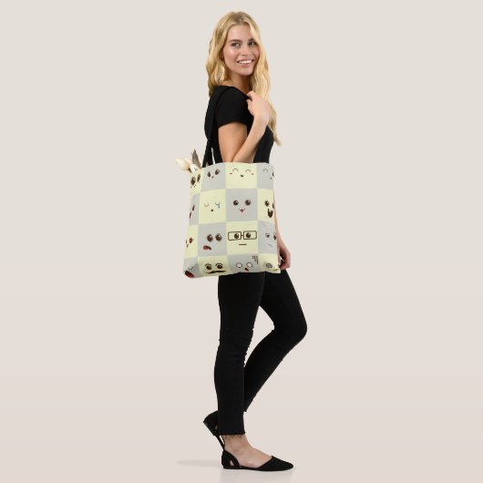 Tote Bag Mignonne face (Sur le modèle)