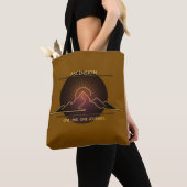 Tote Bag Minimal One-Stroke Mountain Ridge | Sunrise Line (De près)