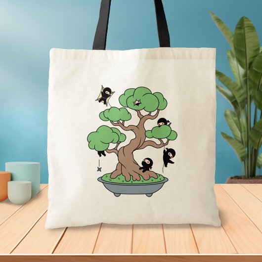 Tote Bag Minuscules Ninjas dans l'arbre de Bonsai