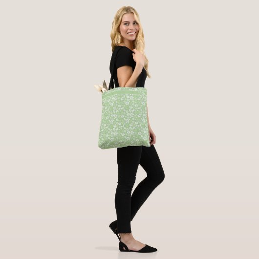 Tote Bag Moderne Pale Lime Vert Fleurs tropicales Monogramm (Sur le modèle)