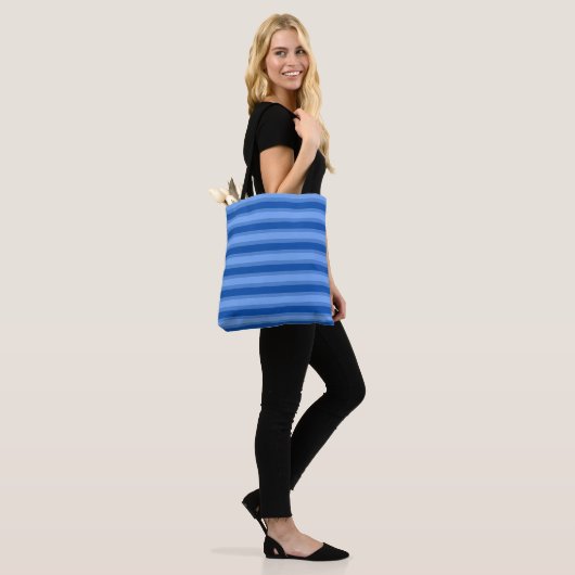Tote Bag Moderne simple bande à deux tons bleu géométrique  (Sur le modèle)