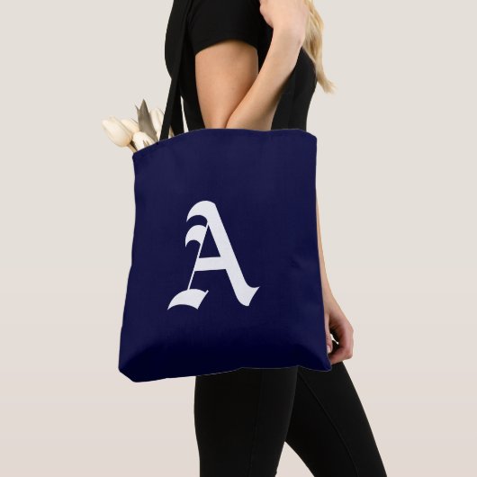 Tote Bag monogramme blanc A sur bleu marine (De près)