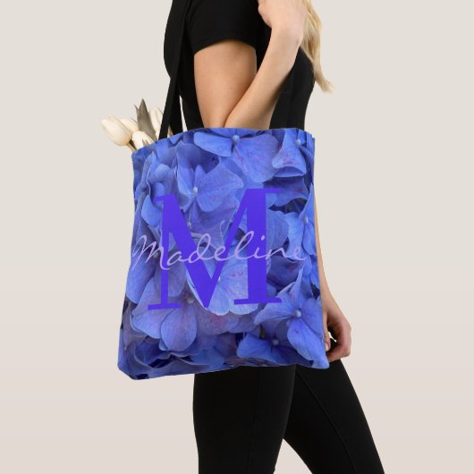 Tote Bag Monogramme bleu periwinkel élégant hydrangée flora (De près)