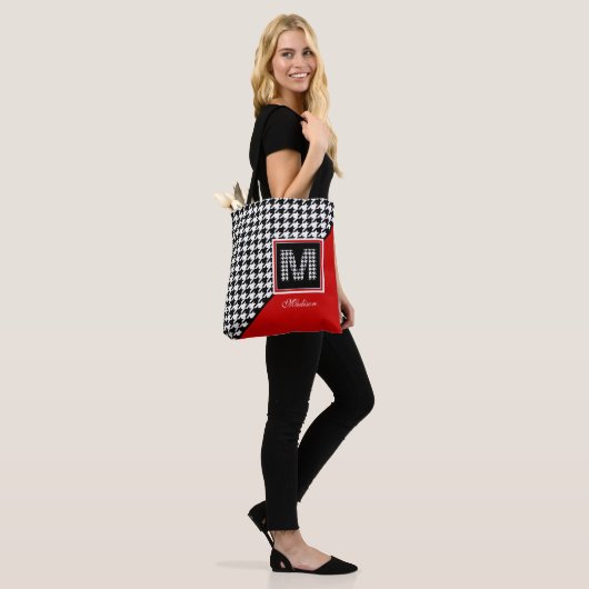 Tote Bag Monogramme classique en rouge noir blanc (Sur le modèle)