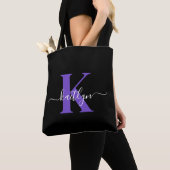 Tote Bag Monogramme de script moderne violet noir (De près)