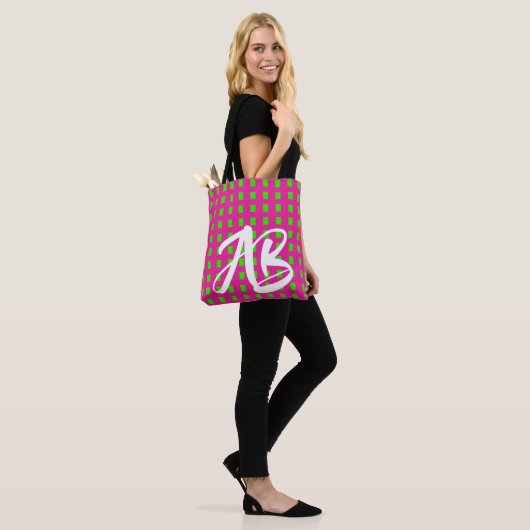 Tote Bag Monogramme moderne amusant rose chaud et vert (Sur le modèle)