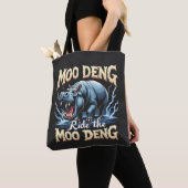 Tote Bag Moo Deng Ride Moo Deng Funny Hippo (De près)