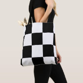 Tote Bag Motif Checkered moderne noir et blanc (De près)