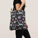 Tote Bag Motif de cerfs d'hiver et de flocons de neige Whim<br><div class="desc">Motif décoratif cerf d'hiver fleuri et flocons de neige.</div>