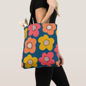 Tote Bag Motif de fleurs sans couture. Flores audacieuses s (De près)
