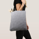 Tote Bag Motif de maillage géométrique gris<br><div class="desc">Gray Gradient Mesh géométrique Motif cadeaux uniques pour lui. Elégant et cool maillage géométrique Triangle avec dégradé noir blanc gris. ,  gris,  gris,  dégradé,  maillage,  triangle,  triangles,  géométrie,  géométrie,  motif,  cool,  ,  noir,  blanc</div>