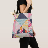 Tote Bag Motif de style Patchwork transparent. (De près)