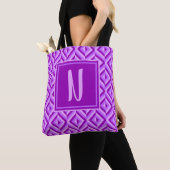 Tote Bag Motif diamant à trois tons violet monogramme (De près)