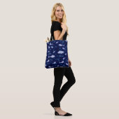 Tote Bag Motif en silhouette de requin bleu (Sur le modèle)