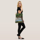 Tote Bag Navarre Park Bench and Bridge (Sur le modèle)