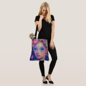 Tote Bag Neon Garden Goddess (Sur le modèle)