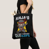 Tote Bag Ninja'd May Way through 100 Days of School (De près)