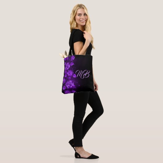 Tote Bag Noir violet rose monogrammé (Sur le modèle)