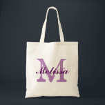 Tote Bag Nom de monogramme personnalisé Purple<br><div class="desc">Nom de monogramme personnalisé Sac fourre-tout pourpre. Design élégant de logo monogramme avec initiales monogrammées dans une police grunge et nom dans une police de caractères violet foncé. Remplacez facilement les initiales du monogramme modèle et le nom par votre propre idée de cadeau mignon pour tous à un mariage spécialement...</div>
