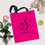 Tote Bag Nom de script initial Monogramme Rose et Noir Tend<br><div class="desc">Sac fourre-tout Nom de script initial Monogramme Rose et Noir Tendance. Facile à personnaliser. Obtenez le vôtre aujourd'hui !</div>