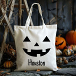 Tote Bag Nom Personnalisé Jack-o'-lantern Citrouille Tri Ou<br><div class="desc">Faites de l'Halloween de votre enfant spécial avec notre Citrouille Jack-o'-lantern de nom personnalisé Trick or Treat Sac fourre-tout. Cette fourre-tout festive présente un design charmant jack-o-lanterne, parfait pour capturer l'esprit éffrayant d'Halloween. Personnalisé avec le nom de votre enfant, ce sac est non seulement pratique, mais aussi un délicieux souvenir...</div>