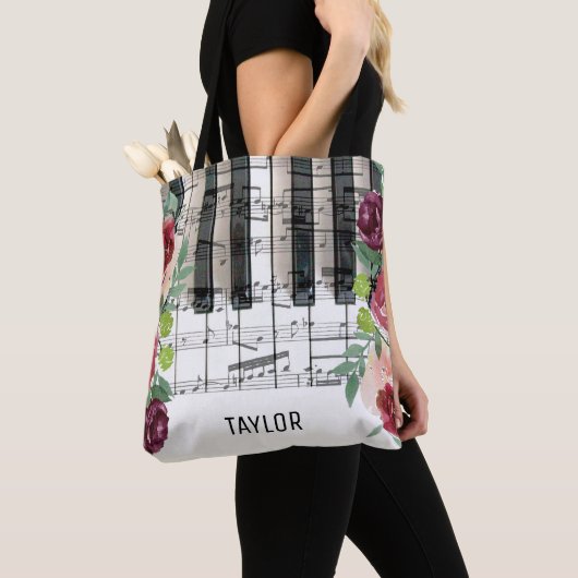 Tote Bag nom personnalisé marsala fleurs notes musicales (De près)