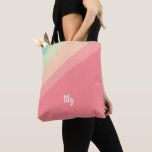 Tote Bag Nom personnalisé Pastel Rainbow Cadeau personnalis<br><div class="desc">Cet arc-en-ciel pastel fourre-tout aux pastels vifs d'orange,  vert,  bleu et rose présente un nom personnalisé de votre choix. Fait un merveilleux cadeau personnalisé pour les demoiselles d'honneur,  les anniversaires,  la fête de la mère,  la remise des diplômes et plus encore.</div>