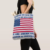 Tote Bag Nous sommes Américains Fourre-tout (De près)