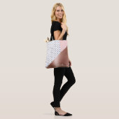 Tote Bag Or et points roses (Sur le modèle)