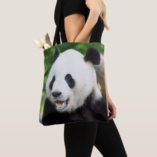 Tote Bag Panda géant mangeant du bambou (De près)