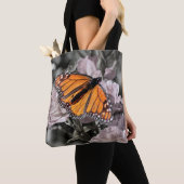 Tote Bag Papillon monarque sur les fleurs rose et gris bouc (De près)