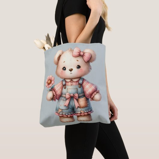 Tote Bag Pastel Teddy Bear Holding Flower Wear Overalls (De près)