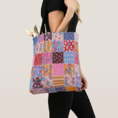 Tote Bag Patchwork sans couture, motif en tissu mignon. (De près)