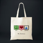 Tote Bag Peace Love Chimie Enseignant sur mesure<br><div class="desc">Si vous êtes un scientifique ou avez besoin d'un cadeau geek pour les nerd dans votre vie,  ce mignon sac fourre-tout de professeur de chimie présente un signe de paix,  le coeur,  et les produits chimiques dans un bécher.</div>