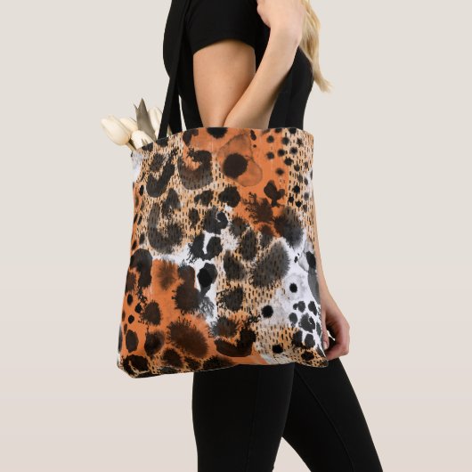 Tote Bag Peau animale : motif léopard créatif. (De près)