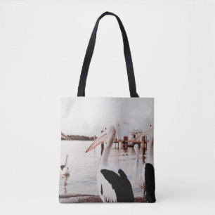 TOTE BAG PELICAN BLANC SUR LE CORPS D'EAU PENDANT LA JOURNÉ