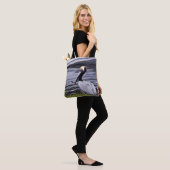Tote Bag Pelican Poser (Sur le modèle)