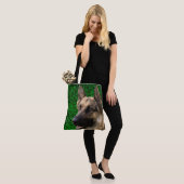 Tote Bag Personalized All-Over-Print Designs - Dog Photo (Sur le modèle)