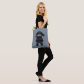 Tote Bag Petit guerrier ninja sur gris (Sur le modèle)