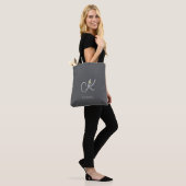 Tote Bag Pilates lover Floral monogram watercolor gray (Sur le modèle)