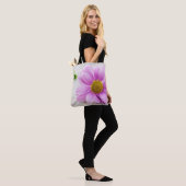 Tote Bag Pink Daisy Fourre-tout (Sur le modèle)