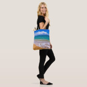 Tote Bag Plage vide et eaux bleues (Sur le modèle)