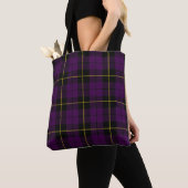 Tote Bag Plaid pourpre avec la rayure noire et jaune (De près)