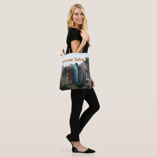 Tote Bag Planches de surf et palmiers de Summer Suite (Sur le modèle)