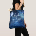 Tote Bag Pleine lune lunaire Ciel Galaxie céleste Maid of H<br><div class="desc">Lunar Sky Pleine lune Celestial Galaxy Aquarelle Design, avec étoiles brillantes de nuit, et Lune brillante Design sur un bleu marine luxueux, bleu pâle, et des touches de couleur d'aquarelle violet. Avec Des Polices De Script De Typographie Moderne. Un design tendance - Personnalisé Sacs fourre-tout d'honneur Maid of Honor! ~...</div>