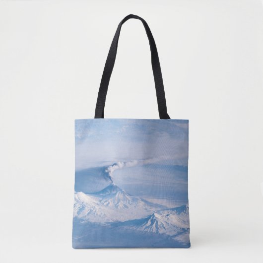 Tote Bag Plume Émanant Du Volcan Kliuchevskoi. (Devant)